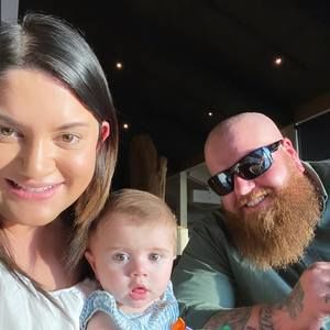 Meet your Posher, Tay